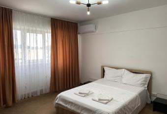 Cazare la Adisor allows 18 year olds to book a room