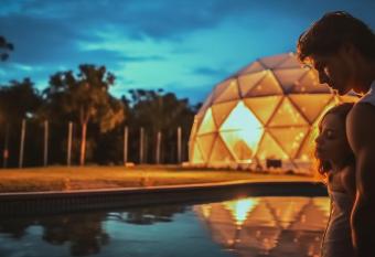 Glamping Xochitepec allows 18 year olds to book a room