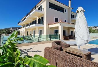 Chateau de Georges has Balcony rooms