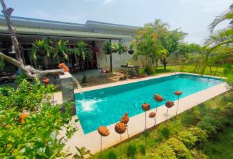 Flora Land Resort                    has Balcony rooms