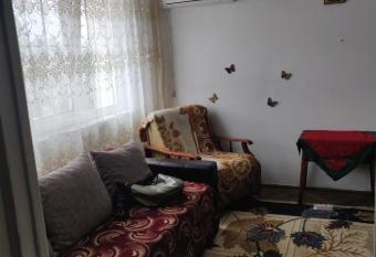 Cosmin Apartament 2 camere/ Flat 2 rooms has Balcony rooms