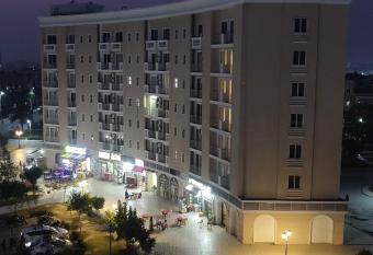                                                    allows 18 year olds to book a room