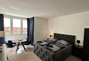 Talgarten Studio 5 allows 18 year olds to book a room