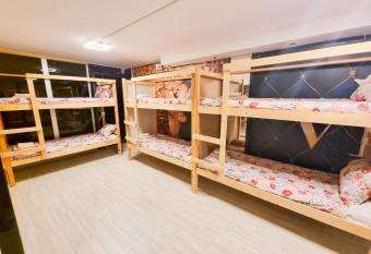 Unique City Hostel 100 meters from Beach allows 18 year olds to book a room