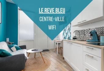 Le R  ve Bleu allows 18 year olds to book a room