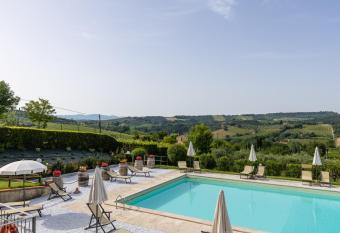 Suite Limonaia has Balcony rooms