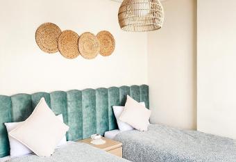 Appartements California has Balcony rooms