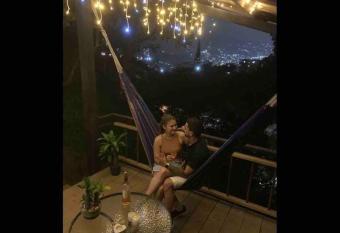 mountain cabin for bird watching allows 18 year olds to book a room