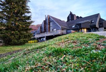 Sancy Resort has Balcony rooms