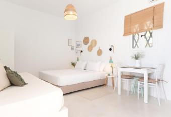 La Vista TINOS has Balcony rooms