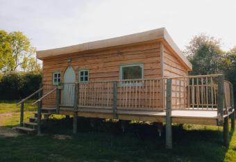 Lucy allows 18 year olds to book a room