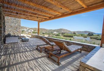 SeaeyeVillas 1 has Balcony rooms