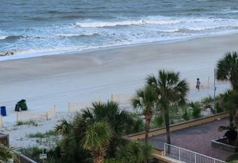 Oceanview Efficiency 50609 has rooms with a private hot tub