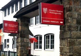 Kloster-Remise W  ltingerode allows 18 year olds to book a room