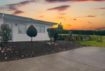 Cross Roads has Balcony rooms