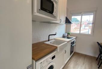 La caseta de la creu has Balcony rooms