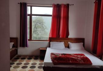Bhandari Cottages has Balcony rooms