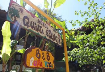 Quinta Esencia has Balcony rooms