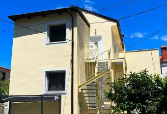 Hi  a Limoni has Balcony rooms