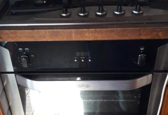 Hot tub and boat hire has Balcony rooms