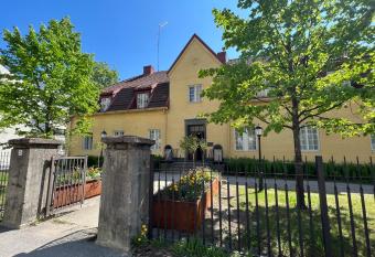 Pappila Boutique Apartments has Balcony rooms