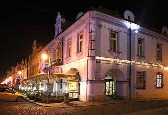 Hotel Zlat   V  ela has Balcony rooms