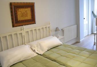 Hotel Tres Carabelas has Balcony rooms