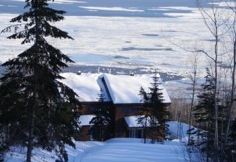 Aires du Massif - Aquilon & Sirocco vacances et SPA has Balcony rooms
