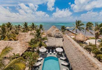 Hidden Jewel Boutique Hotel allows 18 year olds to book a room