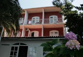 Rab Elizabeta Rooms first line to the sea has Balcony rooms