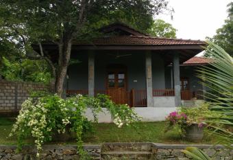 Tranquality Chalets has Balcony rooms