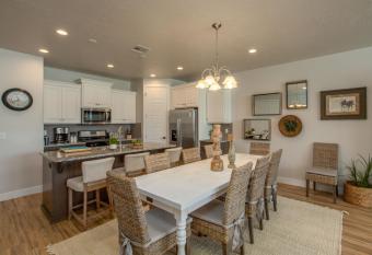 Town Center 2355 Brand New Pool House 4 Bedroom has Balcony rooms