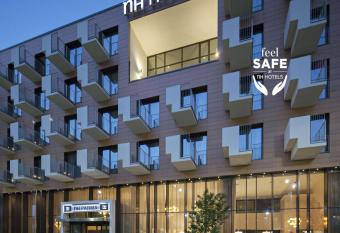 NH Parma has Balcony rooms