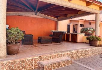 Casa Arcos Quer  taro 3 Bedroom full house the best location! has Balcony rooms