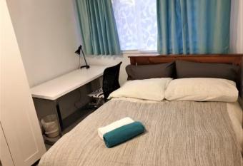 Private Room in a Shared House-Close to City & ANU-2 allows 18 year olds to book a room