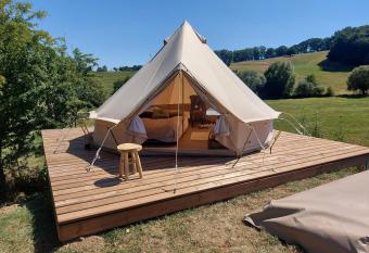 Le Bunker du Houyeux has Balcony rooms