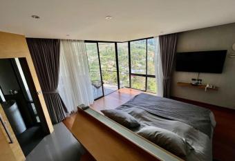 Lovely place in quiet area - common pool and gym allows 18 year olds to book a room