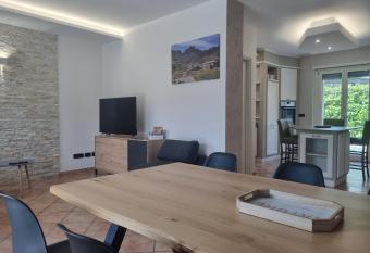 Suite vacanze Chabloz nel cuore della Valle d Aosta has Balcony rooms