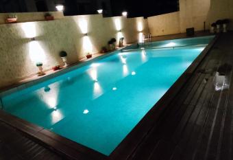 HAZYHILLS Staycation has Smoking/Balcony rooms