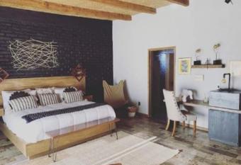 Tierra Madre Hotel Boutique allows 18 year olds to book a room