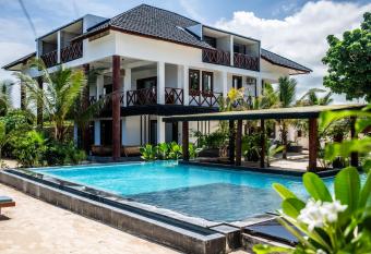 Baobab Bungalows has Balcony rooms