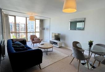 (null) has Balcony rooms