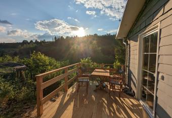 Ruhiges Ferienhaus mit Sauna: Hellaberg III has Balcony rooms