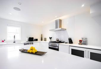 L'amore in Paradise 15 Min to Falls 3 BED 2 BATH has Balcony rooms