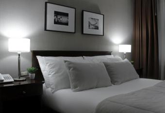 Hotel 8 de Octubre allows 18 year olds to book a room