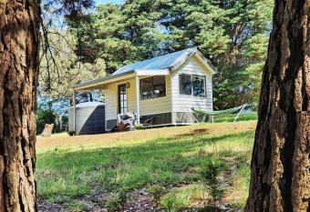 Mornington Peninsula Tiny House - Tiny Stays allows 18 year olds to book a room