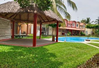 Casa Morrocoy Ixtapa allows 18 year olds to book a room