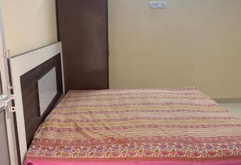 Chabbra niwas kanpur has Balcony rooms
