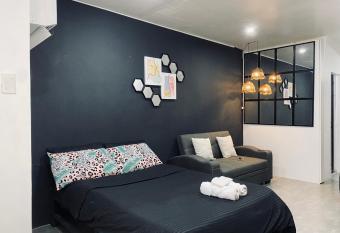 AKC AirBNB has Balcony rooms