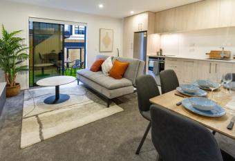 Modern City living by Latimer Square, Cathedral has Balcony rooms
